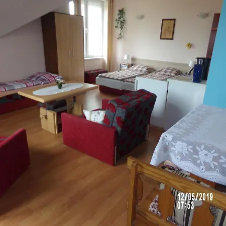 منزل للإقامة Iwona *